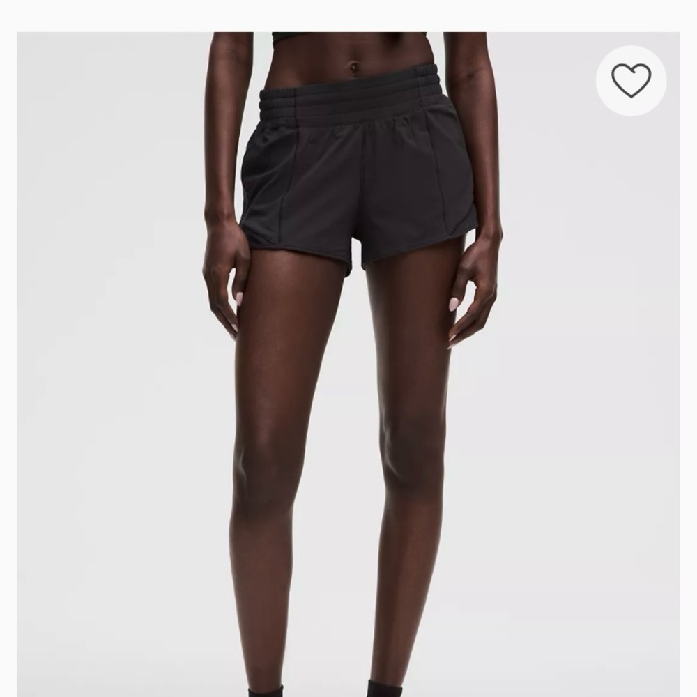Lululemon Hotty Hot HR Short 2.5 Lined size 6